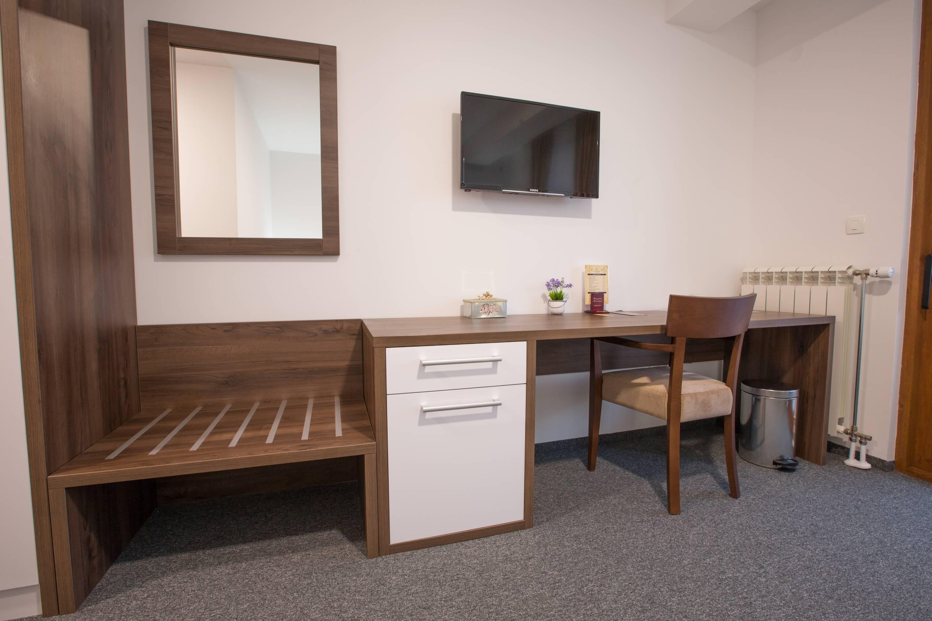 Hotel Sokoline Mandici Bagian luar foto