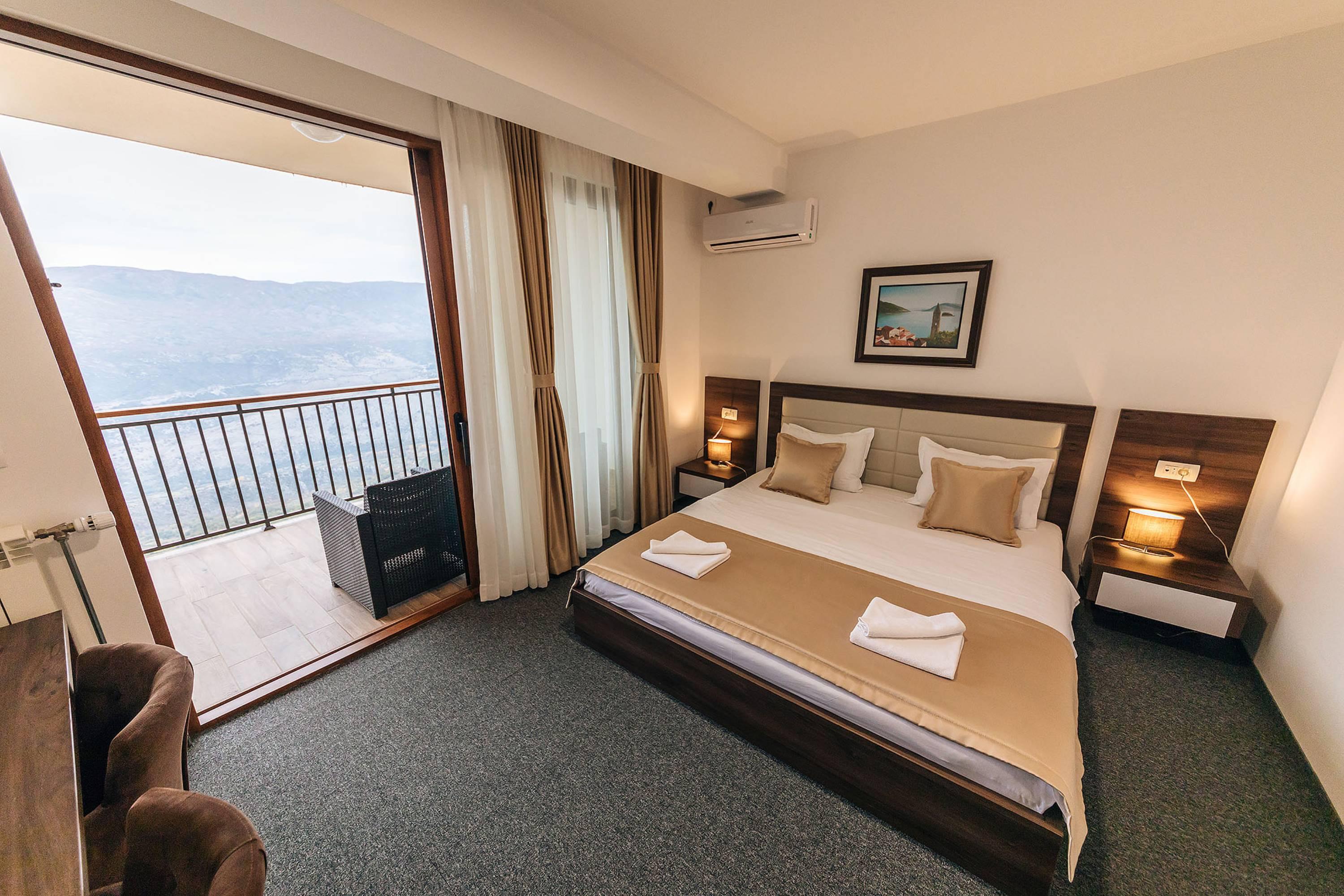 Hotel Sokoline Mandici Bagian luar foto