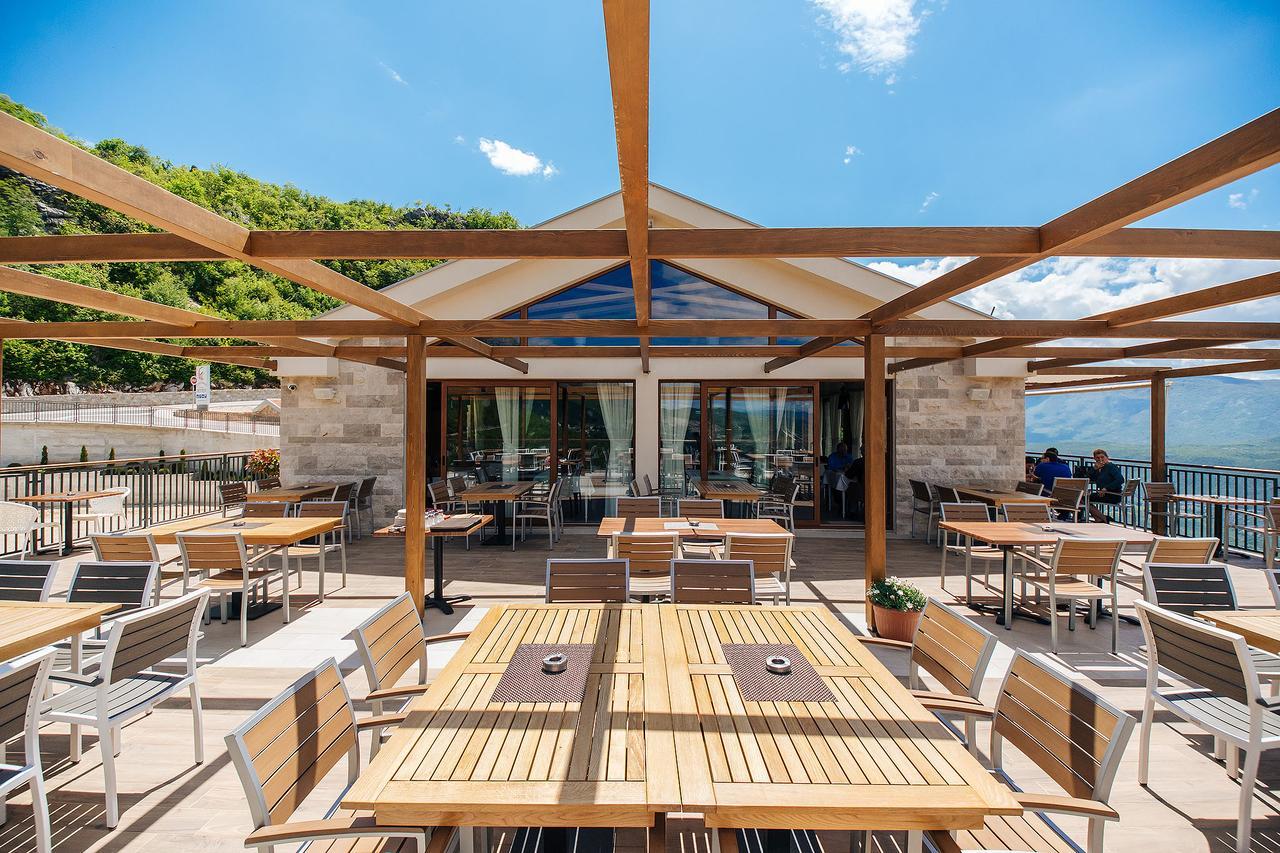 Hotel Sokoline Mandici Bagian luar foto